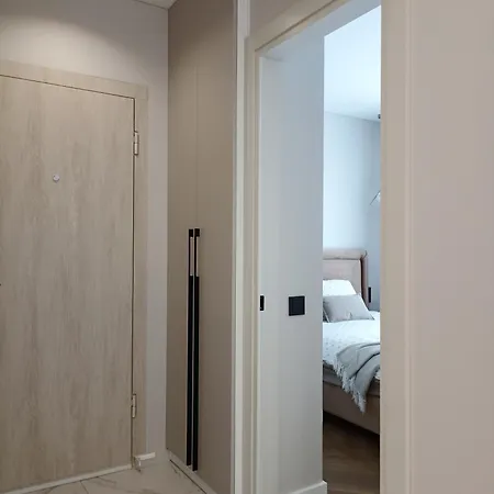 Daire With An Impressive Terrace On The Roof Of The House