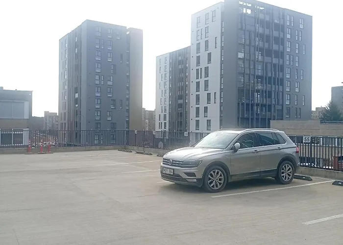 With An Impressive Terrace On The Roof Of The House - Private Free Car Parking Apartment