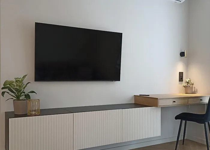 With An Impressive Terrace On The Roof Of The House Apartman *